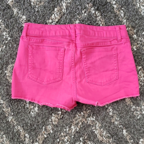 Pink size 2 shorts - Picture 2 of 3
